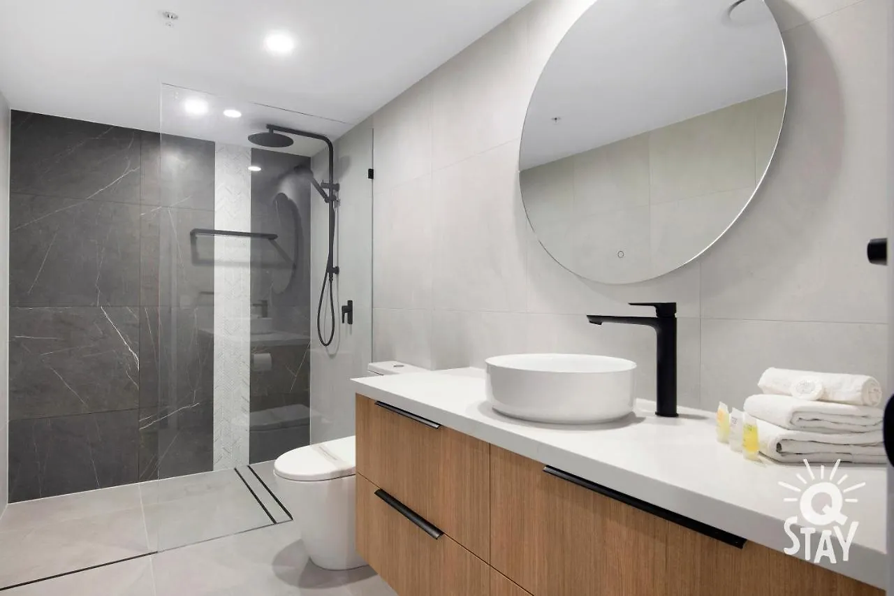 Chevron Renaissance 3 Bedroom Executive Sub Penthouse In Surfers Paradise - Q Stay Gold Coast Apartment