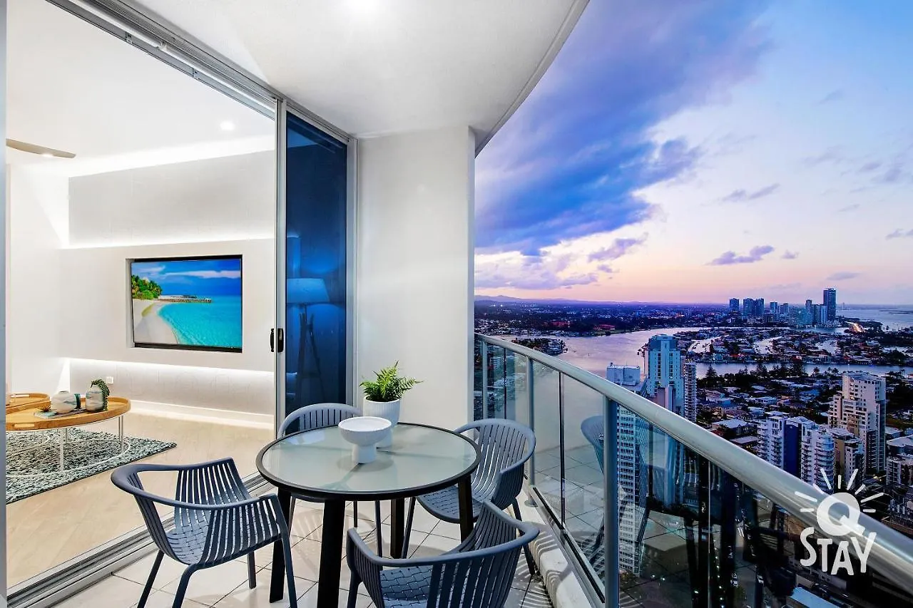 Chevron Renaissance 3 Bedroom Executive Sub Penthouse In Surfers Paradise - Q Stay Gold Coast